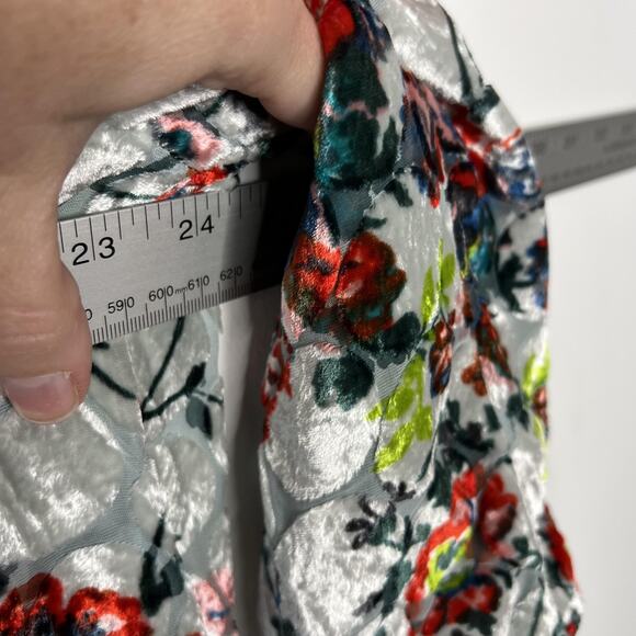Maeve Anthropologie Shirt Womens Large Gray Floral Silk Velvet Burnout Wrap - Picture 11 of 11